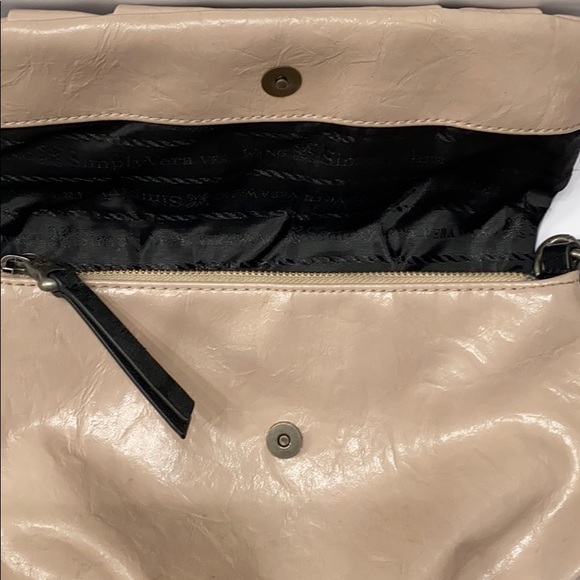 Simply Vera Vera Wang Crossbody Bag - Picture 6 of 8